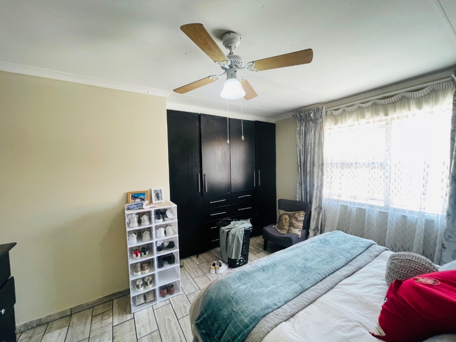 2 Bedroom Property for Sale in Waterval Park KwaZulu-Natal