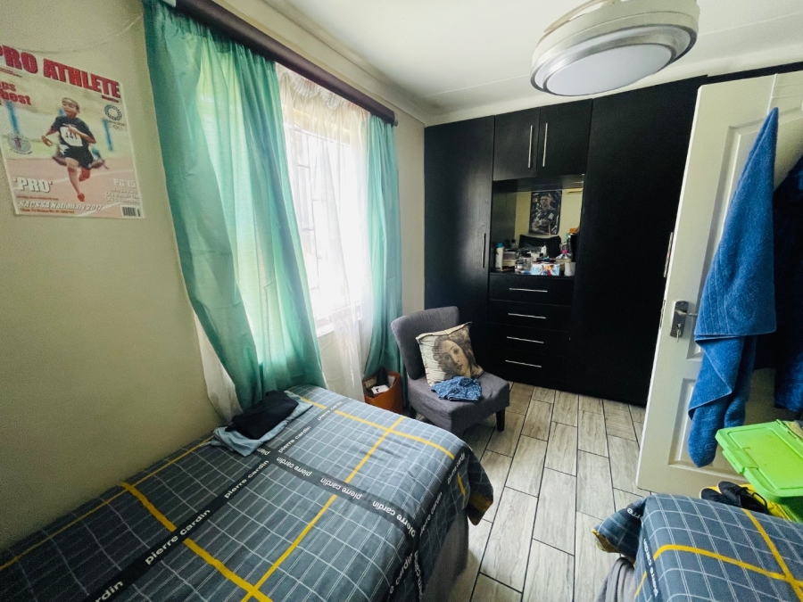 2 Bedroom Property for Sale in Waterval Park KwaZulu-Natal