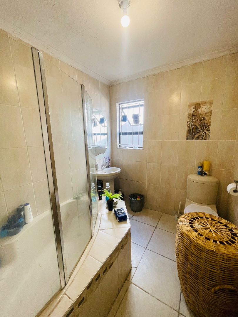 2 Bedroom Property for Sale in Waterval Park KwaZulu-Natal