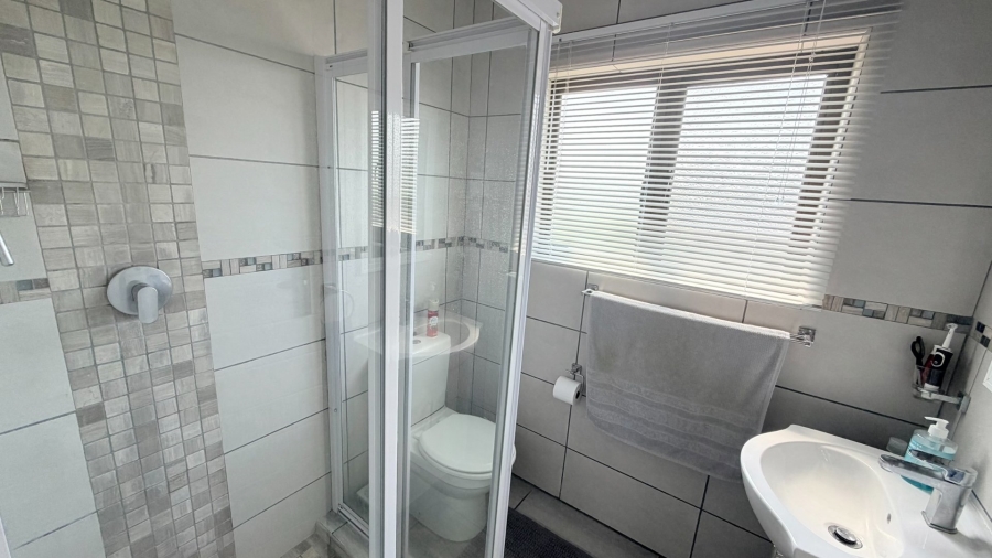 3 Bedroom Property for Sale in Shelly Beach KwaZulu-Natal