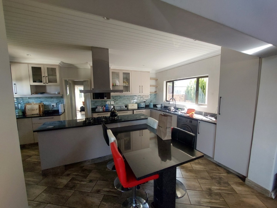4 Bedroom Property for Sale in Clarendon KwaZulu-Natal