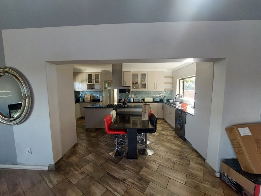 4 Bedroom Property for Sale in Clarendon KwaZulu-Natal