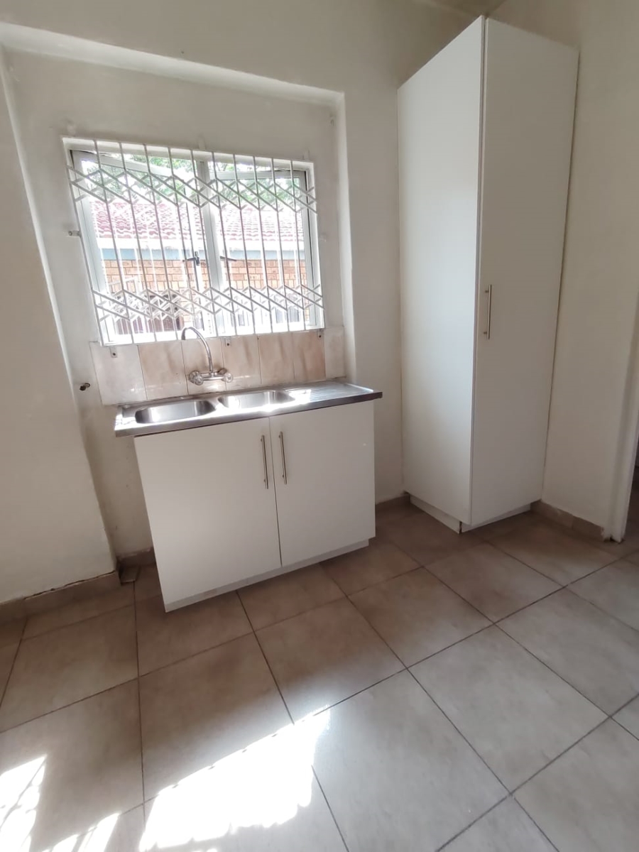 To Let 1 Bedroom Property for Rent in Merewent KwaZulu-Natal