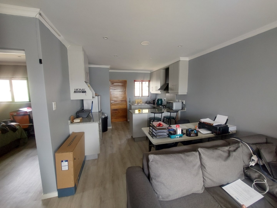 To Let 2 Bedroom Property for Rent in Hayfields KwaZulu-Natal