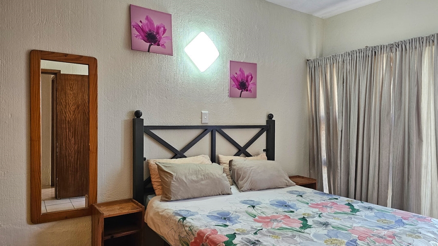 3 Bedroom Property for Sale in St Michaels On Sea KwaZulu-Natal
