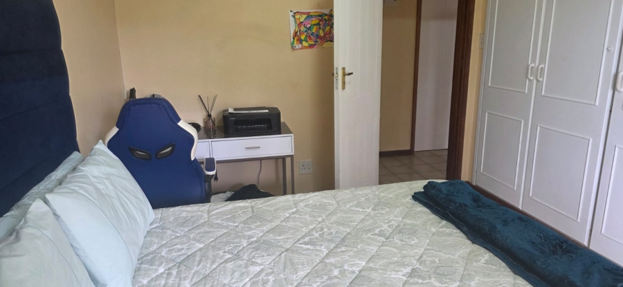 3 Bedroom Property for Sale in Umtentweni KwaZulu-Natal