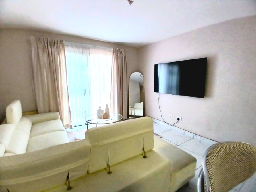 2 Bedroom Property for Sale in Sunnyridge KwaZulu-Natal