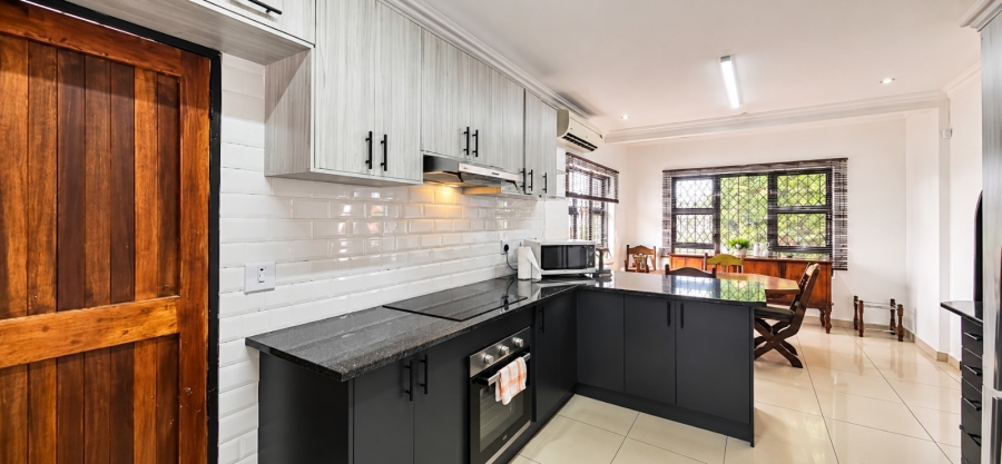 3 Bedroom Property for Sale in Paradise KwaZulu-Natal