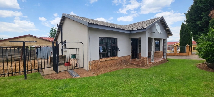 3 Bedroom Property for Sale in Paradise KwaZulu-Natal