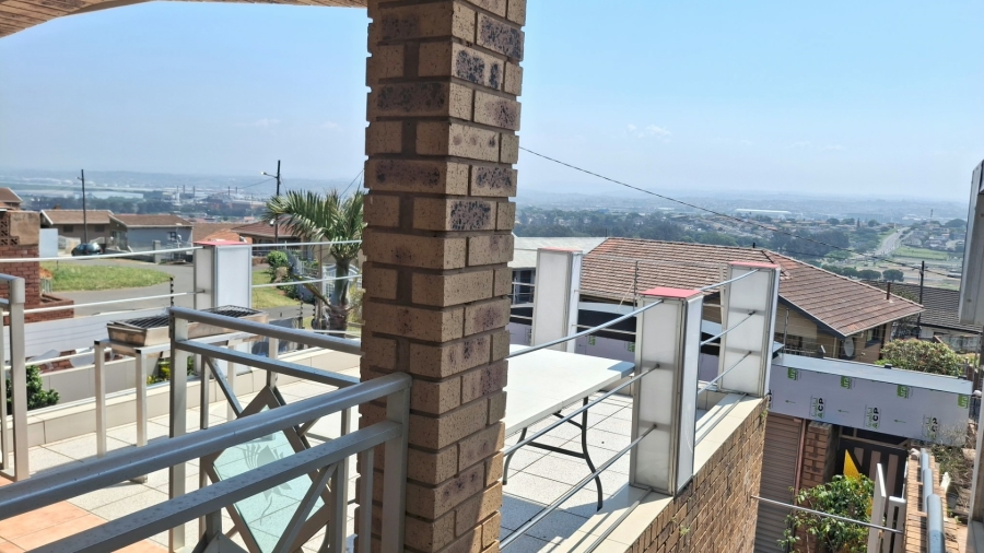  Bedroom Property for Sale in Merebank East KwaZulu-Natal