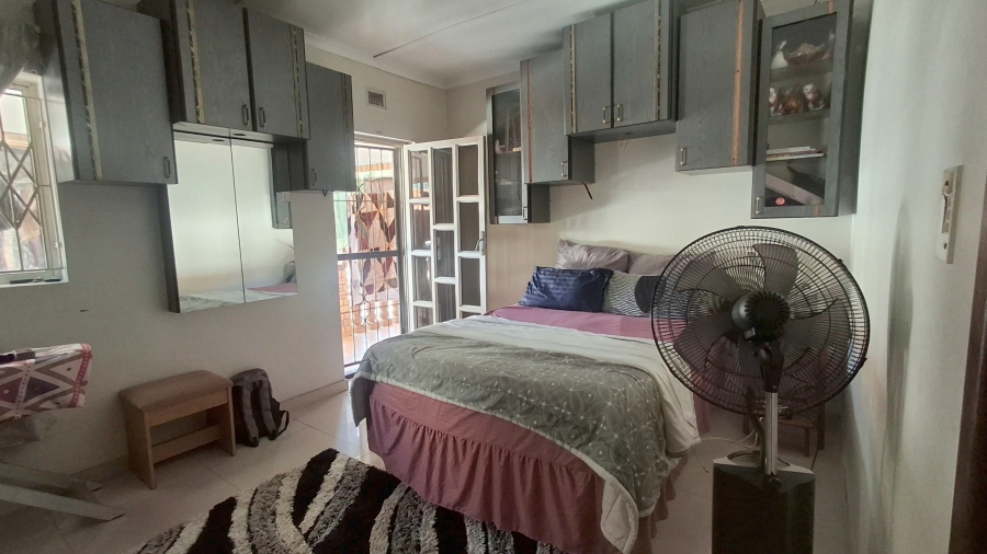  Bedroom Property for Sale in Merebank East KwaZulu-Natal