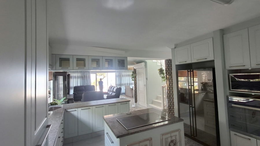 3 Bedroom Property for Sale in Brighton Beach KwaZulu-Natal