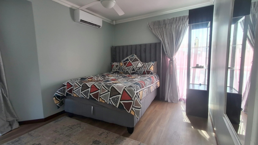 3 Bedroom Property for Sale in Brighton Beach KwaZulu-Natal