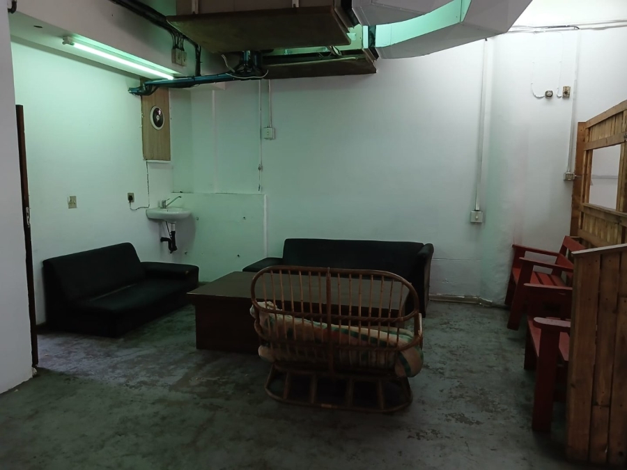 To Let Commercial Property for Rent in Glenwood KwaZulu-Natal