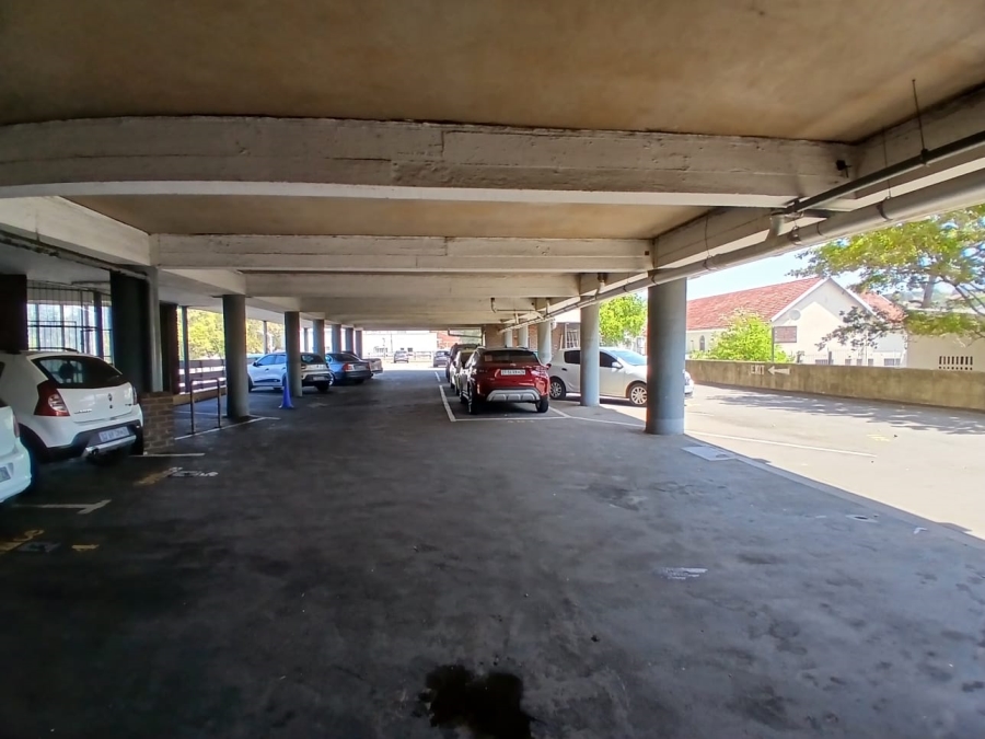 To Let Commercial Property for Rent in Glenwood KwaZulu-Natal