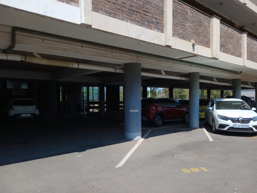 To Let Commercial Property for Rent in Glenwood KwaZulu-Natal