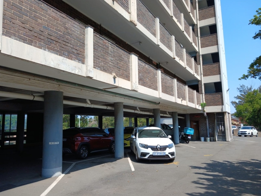 To Let Commercial Property for Rent in Glenwood KwaZulu-Natal