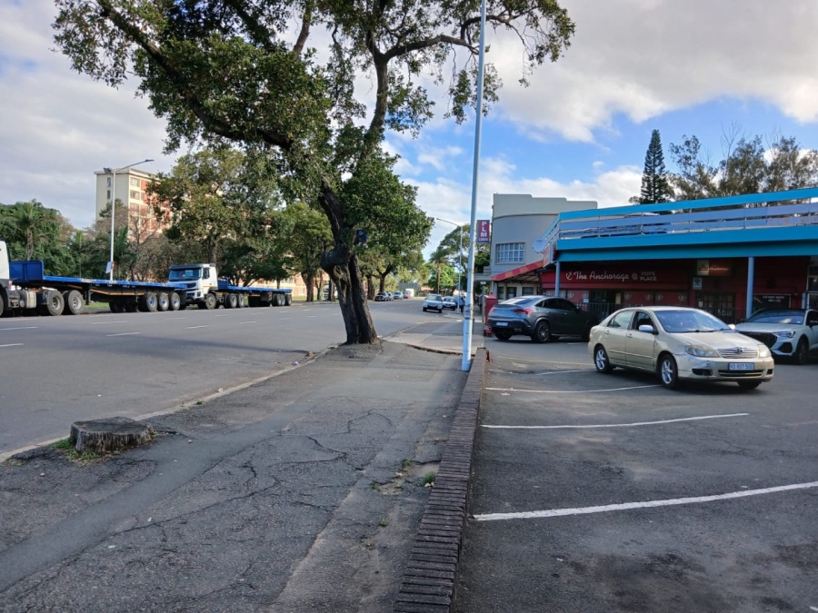 To Let Commercial Property for Rent in Glenwood KwaZulu-Natal