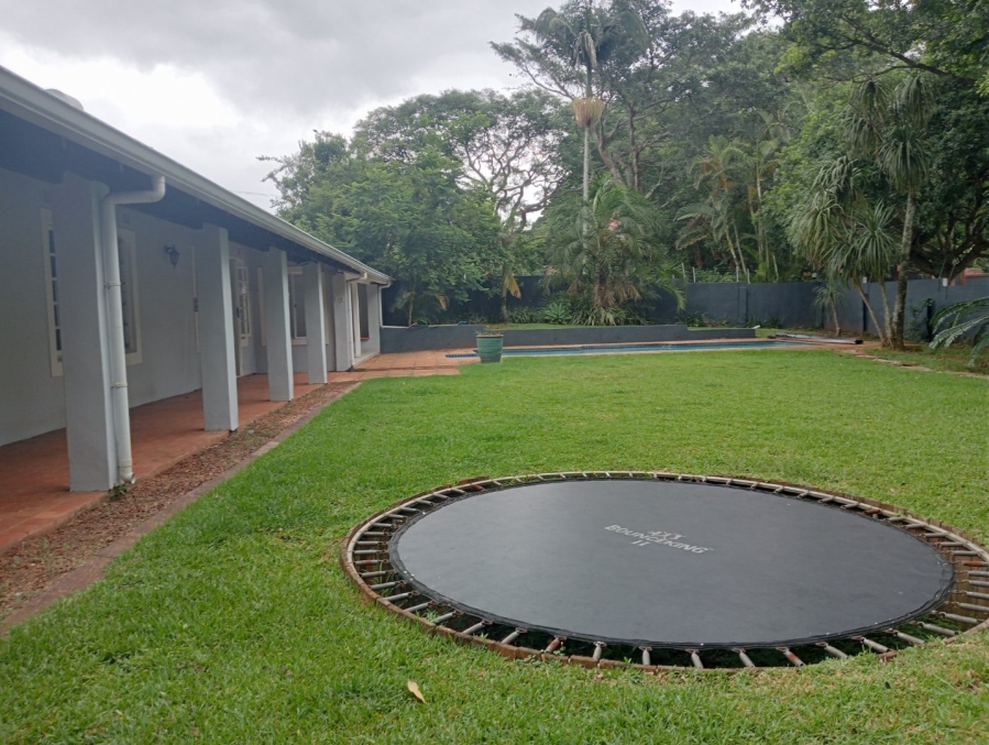 To Let 3 Bedroom Property for Rent in Forest Hills KwaZulu-Natal