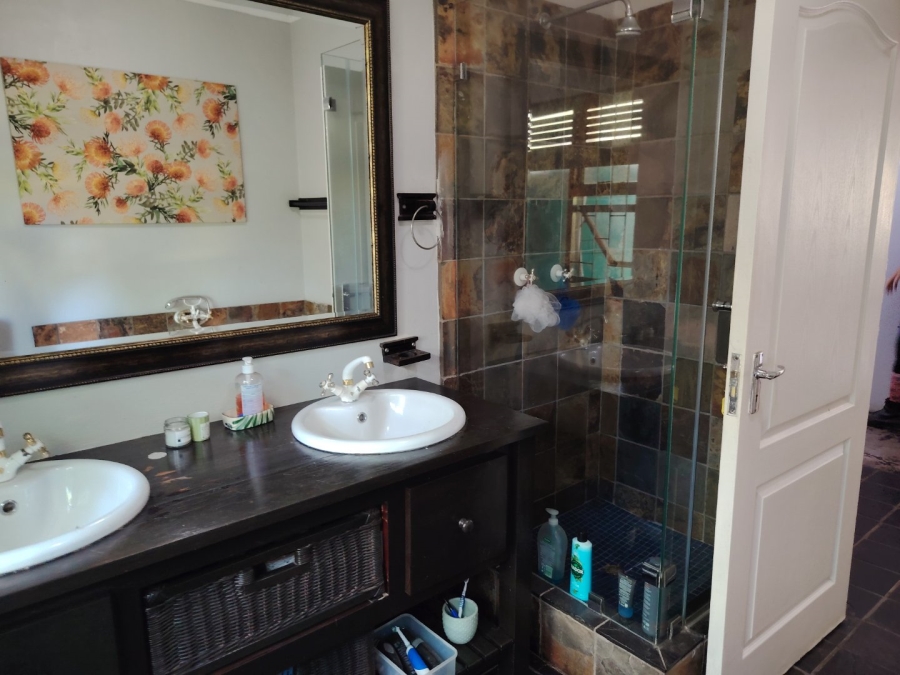 3 Bedroom Property for Sale in Summerveld KwaZulu-Natal