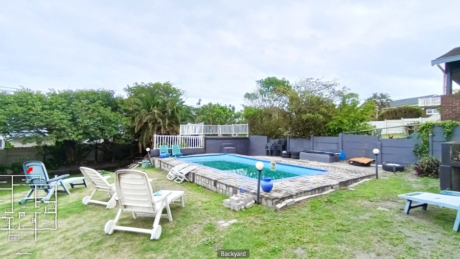 3 Bedroom Property for Sale in St Michaels On Sea KwaZulu-Natal