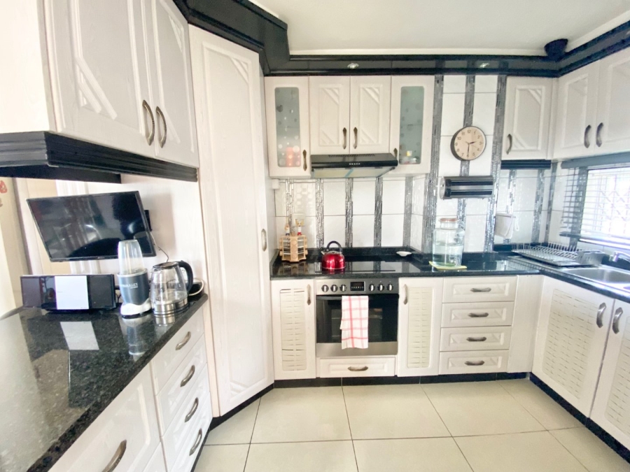 3 Bedroom Property for Sale in Umdloti Beach KwaZulu-Natal