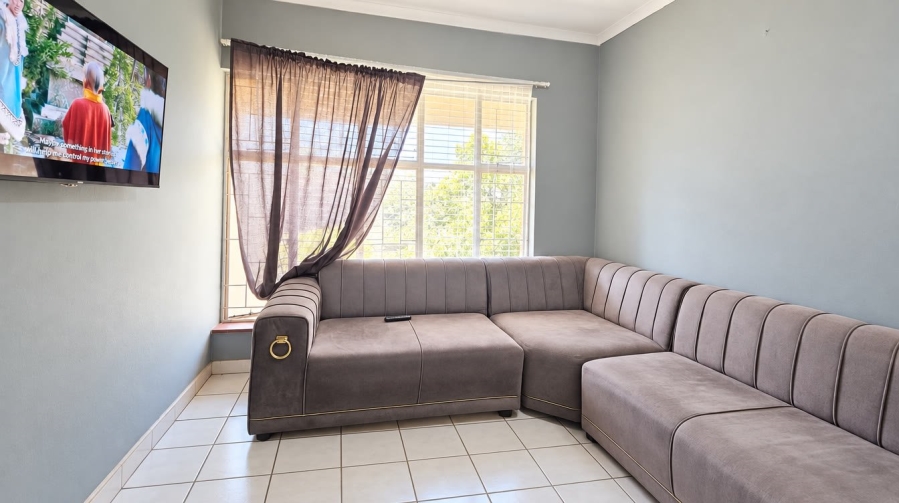 7 Bedroom Property for Sale in Barry Hertzog Park KwaZulu-Natal