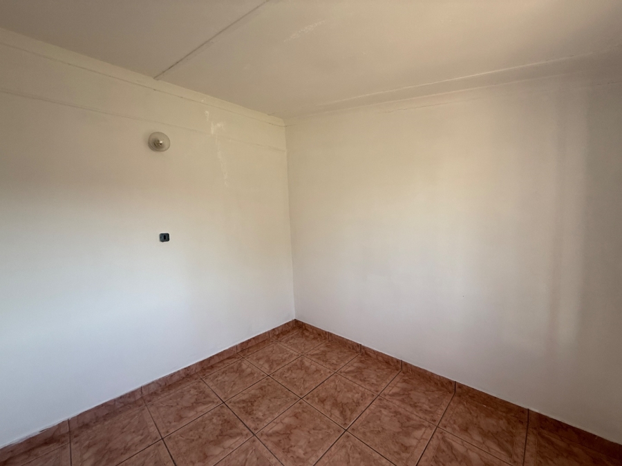To Let 2 Bedroom Property for Rent in Northdale KwaZulu-Natal
