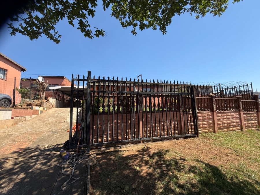 To Let 2 Bedroom Property for Rent in Northdale KwaZulu-Natal