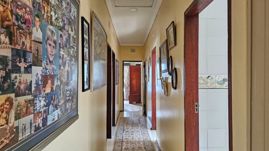 4 Bedroom Property for Sale in Uvongo KwaZulu-Natal