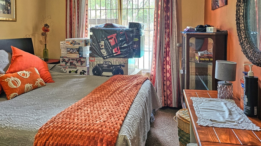 4 Bedroom Property for Sale in Uvongo KwaZulu-Natal