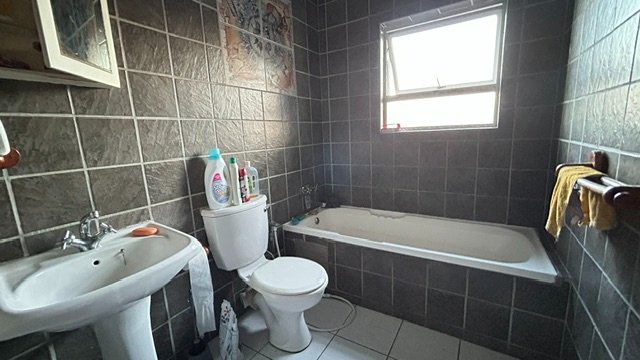 2 Bedroom Property for Sale in Meer En See KwaZulu-Natal