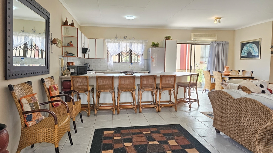 3 Bedroom Property for Sale in Uvongo KwaZulu-Natal