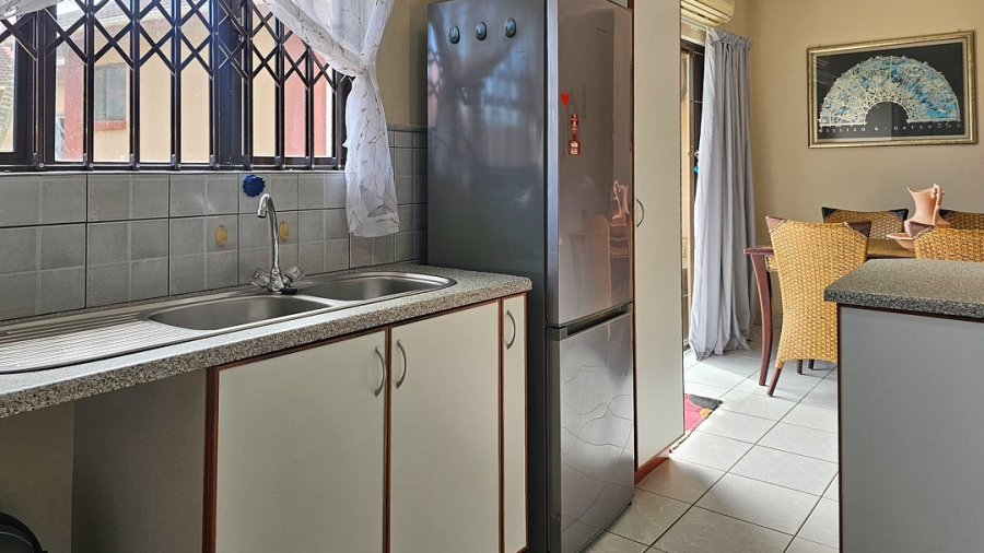 3 Bedroom Property for Sale in Uvongo KwaZulu-Natal
