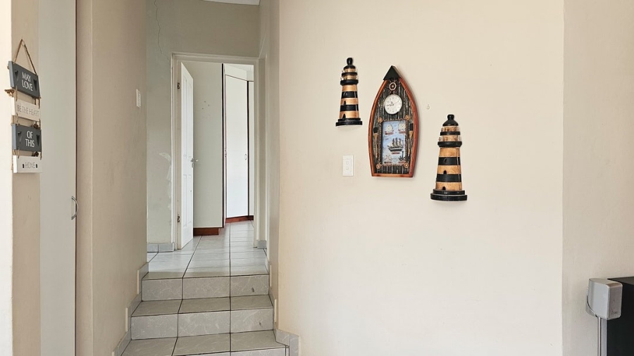3 Bedroom Property for Sale in Uvongo KwaZulu-Natal