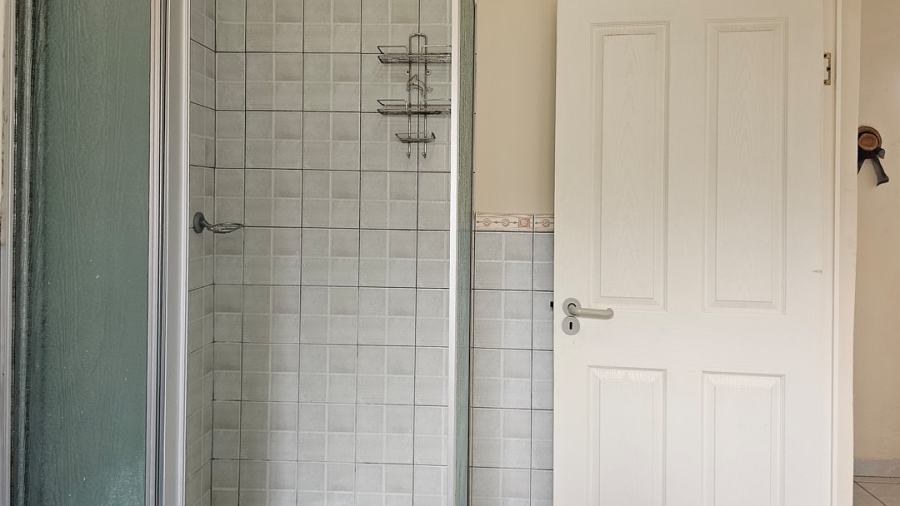 3 Bedroom Property for Sale in Uvongo KwaZulu-Natal