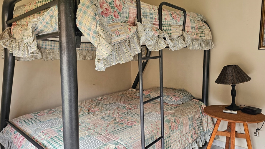 3 Bedroom Property for Sale in Uvongo KwaZulu-Natal
