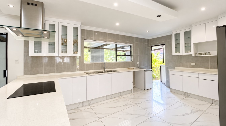 3 Bedroom Property for Sale in Aviary Hill KwaZulu-Natal