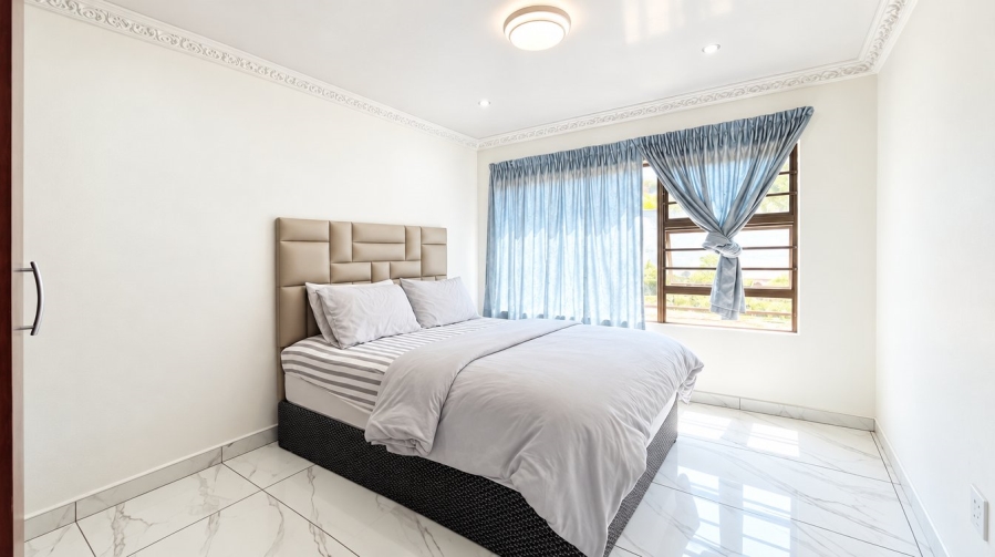 3 Bedroom Property for Sale in Aviary Hill KwaZulu-Natal