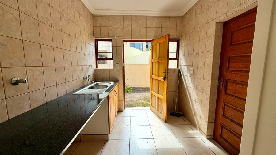 3 Bedroom Property for Sale in Manaba Beach KwaZulu-Natal