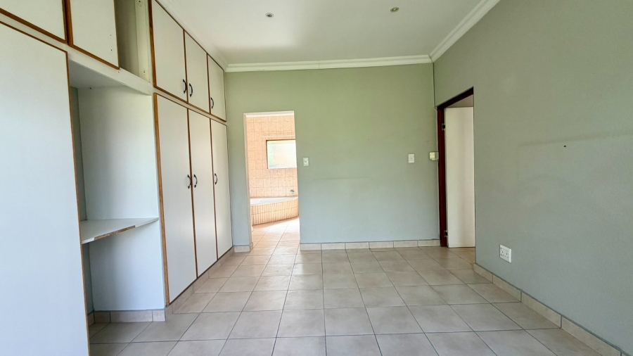 3 Bedroom Property for Sale in Manaba Beach KwaZulu-Natal