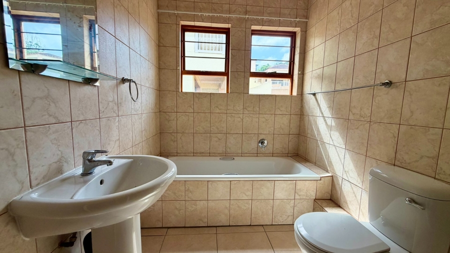 3 Bedroom Property for Sale in Manaba Beach KwaZulu-Natal