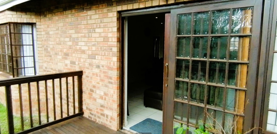 2 Bedroom Property for Sale in Margate KwaZulu-Natal