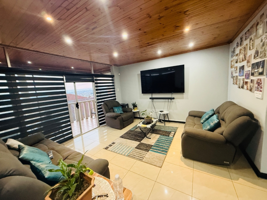 3 Bedroom Property for Sale in Newholme KwaZulu-Natal