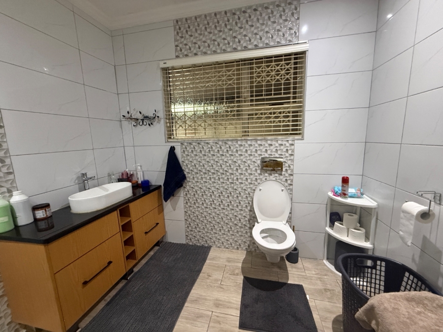 3 Bedroom Property for Sale in Newholme KwaZulu-Natal