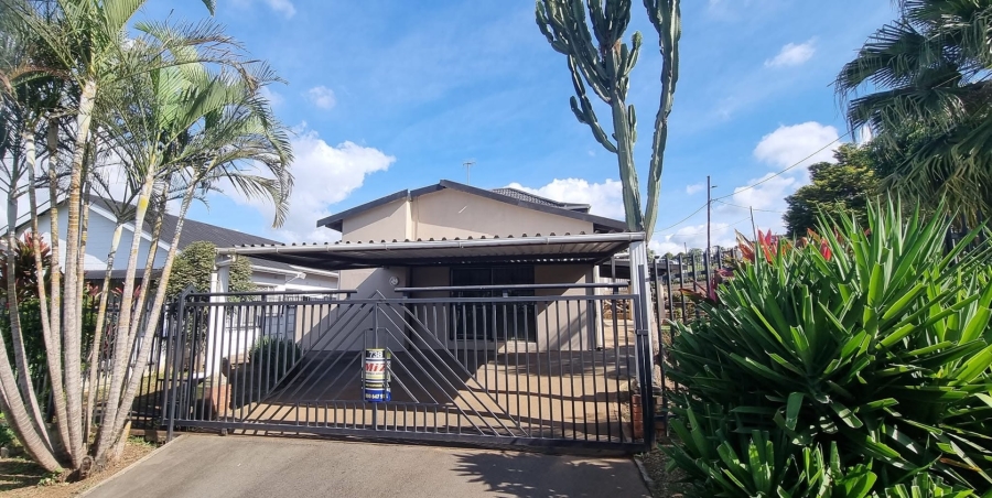 3 Bedroom Property for Sale in Newholme KwaZulu-Natal