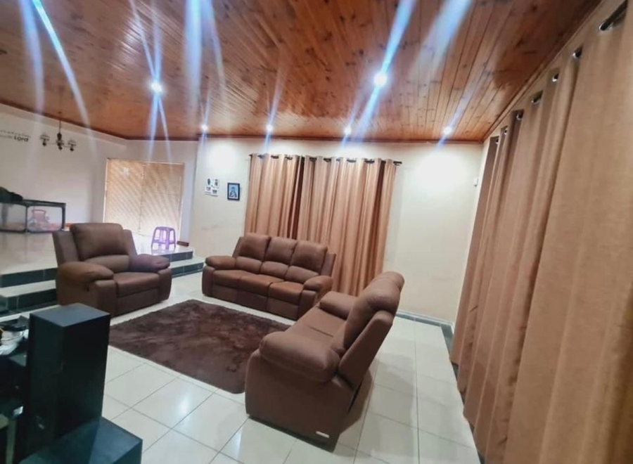 3 Bedroom Property for Sale in Newholme KwaZulu-Natal