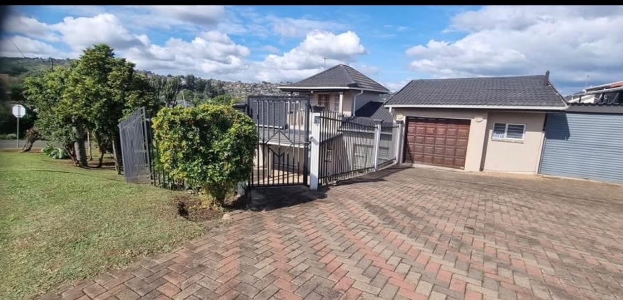 3 Bedroom Property for Sale in Newholme KwaZulu-Natal