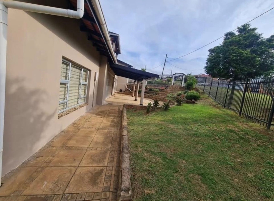 3 Bedroom Property for Sale in Newholme KwaZulu-Natal
