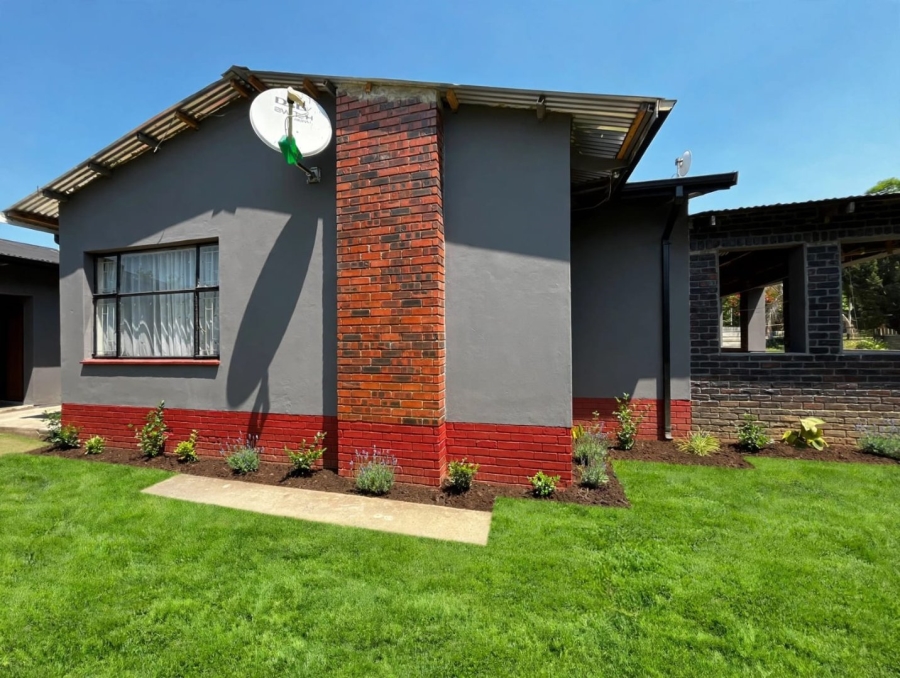 11 Bedroom Property for Sale in Barry Hertzog Park KwaZulu-Natal